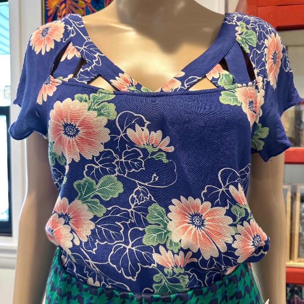 Anthropologie Maeve Cut Out Floral Top Sz 6